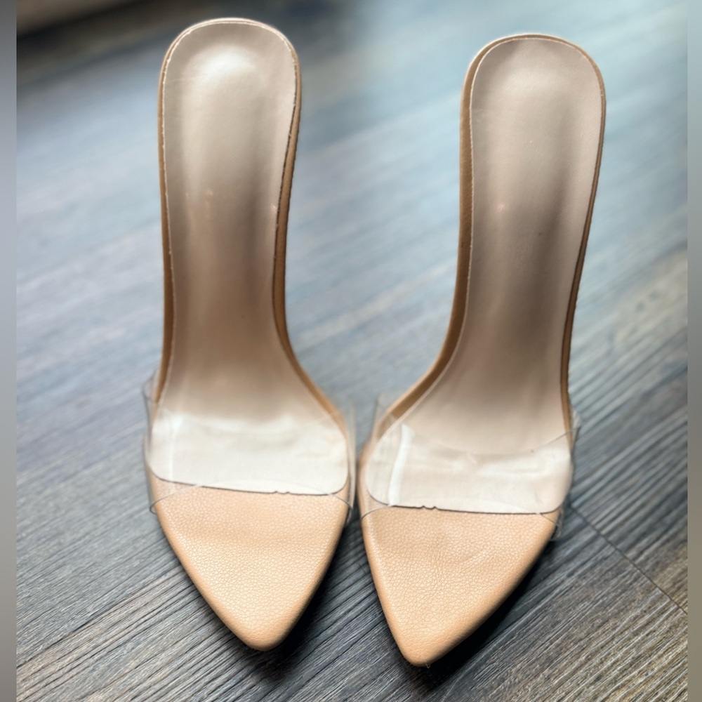 Elegant Tan Women's Heels